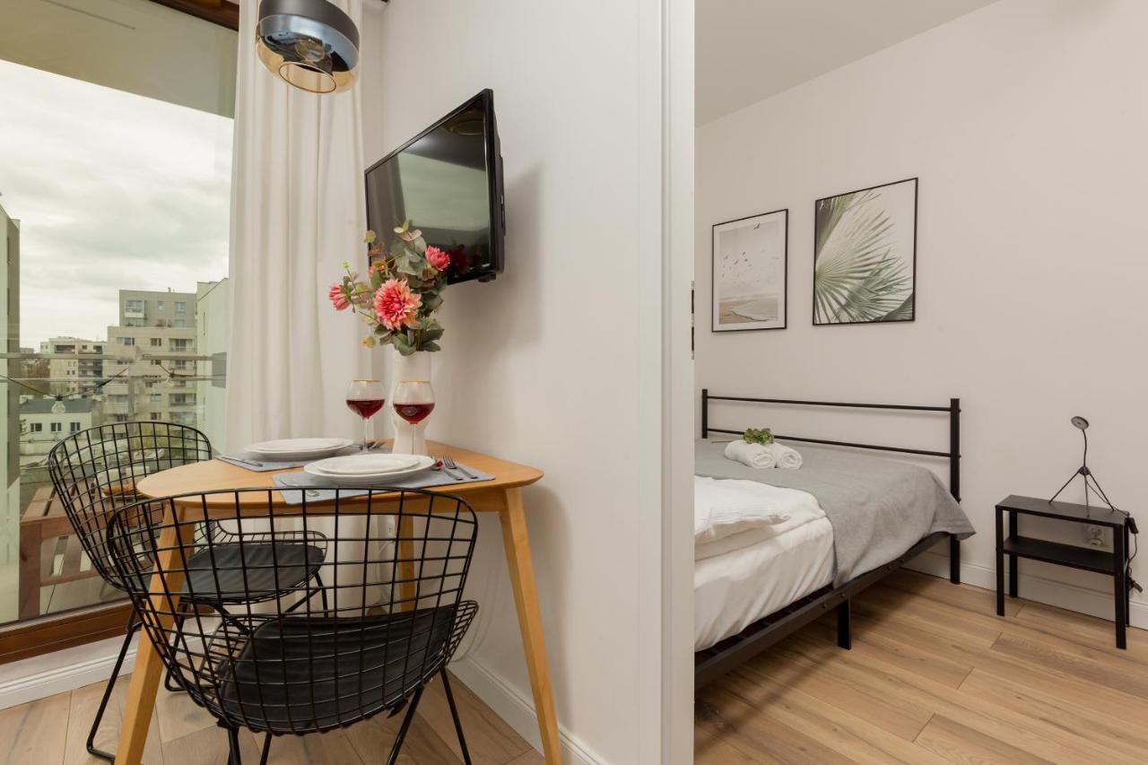 Forum Wola Jana Kazimierza Apartment By Noclegi Renters Warszawa Exteriör bild