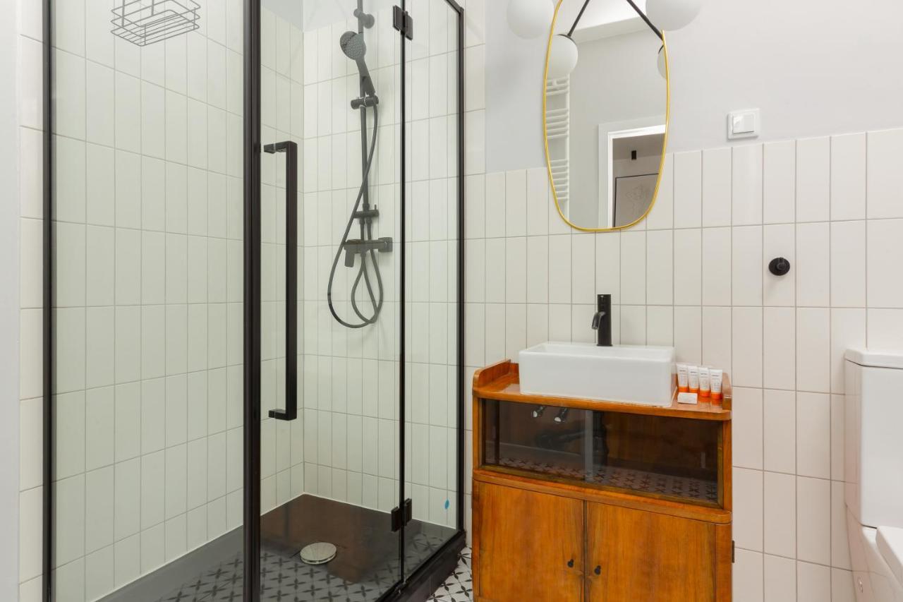 Forum Wola Jana Kazimierza Apartment By Noclegi Renters Warszawa Exteriör bild