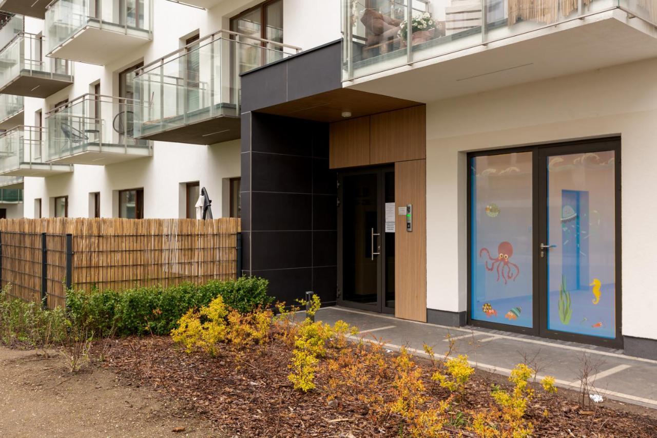 Forum Wola Jana Kazimierza Apartment By Noclegi Renters Warszawa Exteriör bild